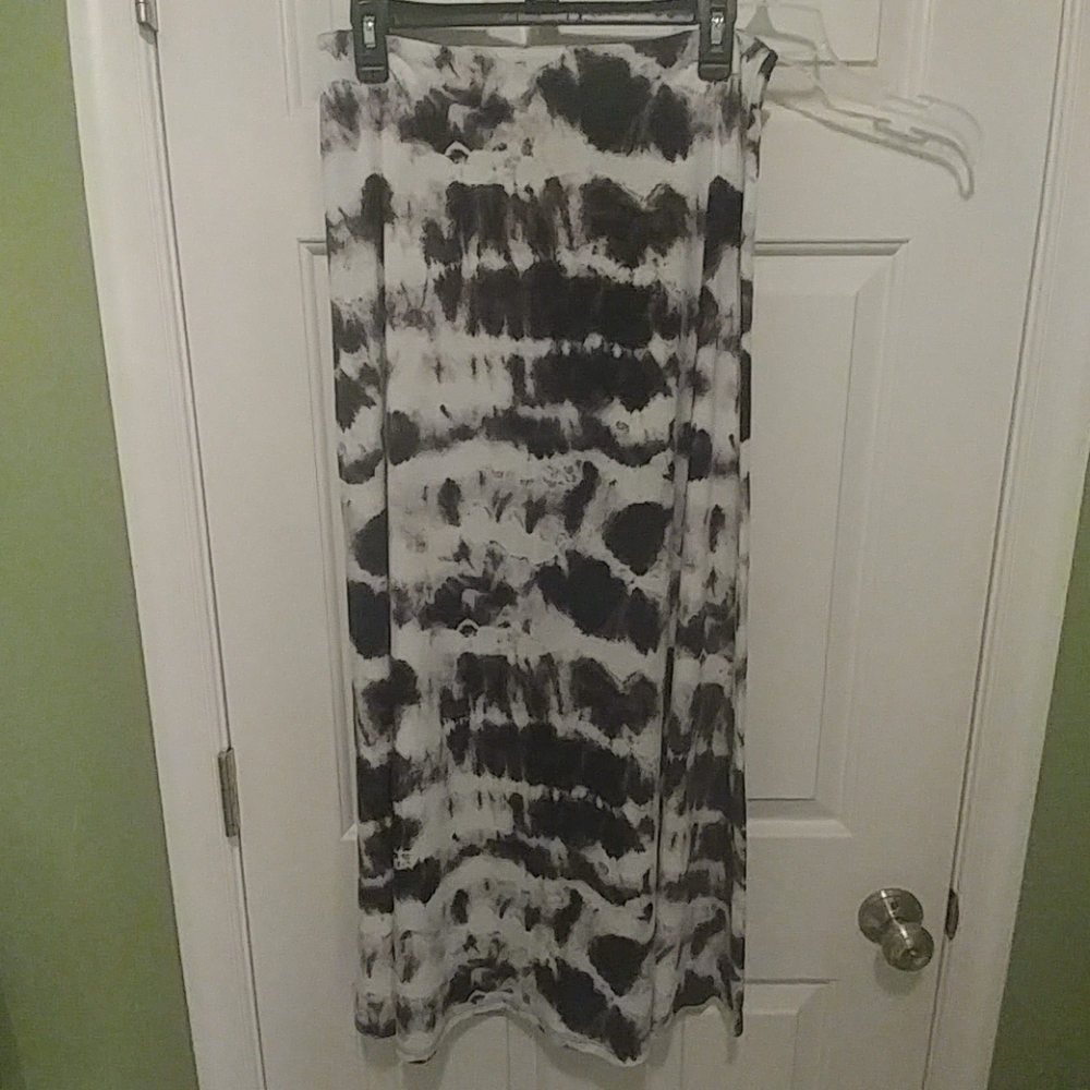 Black tie dyed shirt